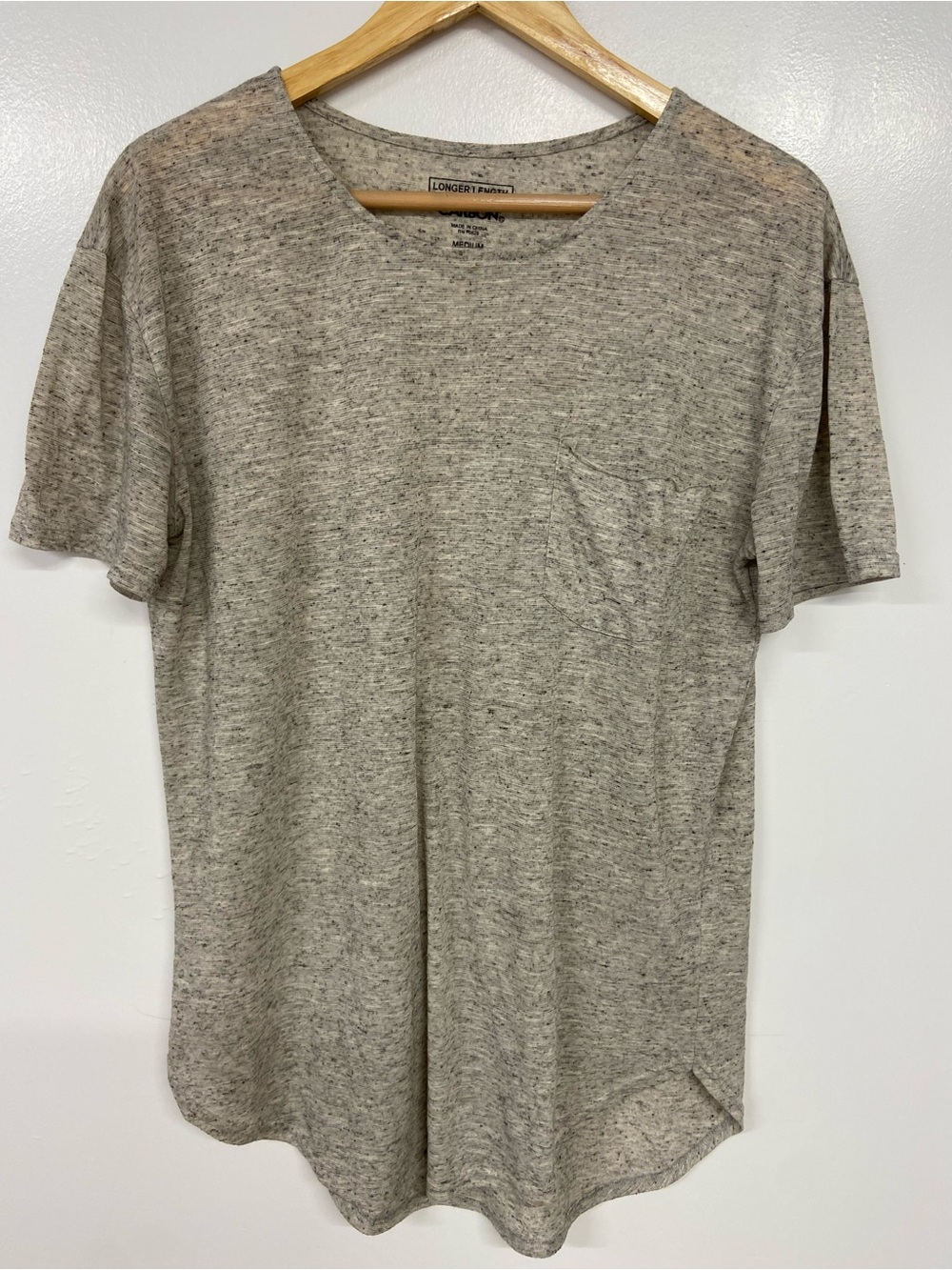 Carbon Shirt Men's Size M Crew Neck Gray Pocket Round Hem Longer Length Size M